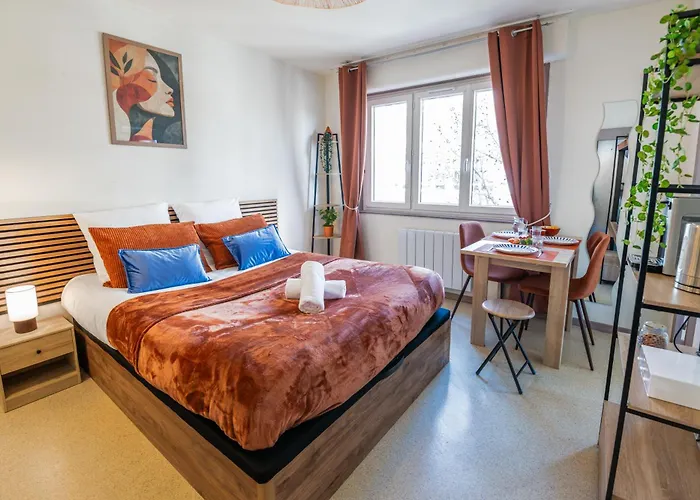 Apartamento 3pers, Proche Gare, Aéroport Et Frontière *